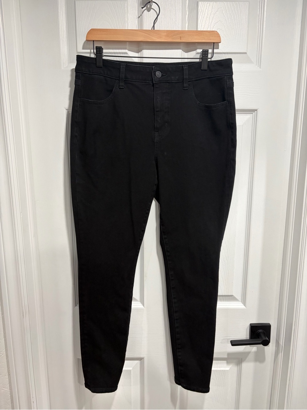 American Eagle Dream Stretch Women’s Regular Black High-Rise Skinny Jeans 14